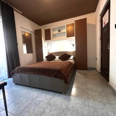 Standard Family Room 22 T1 1